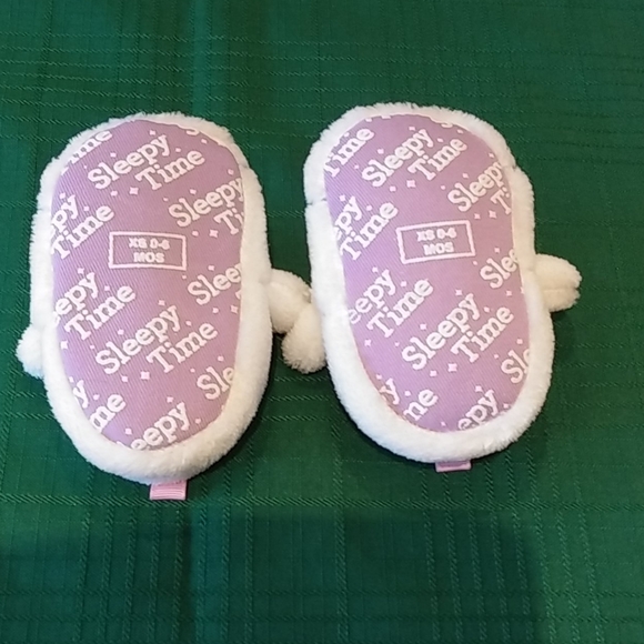 Sleepy Time White and Gold Unicorn Slippers - Picture 5 of 8